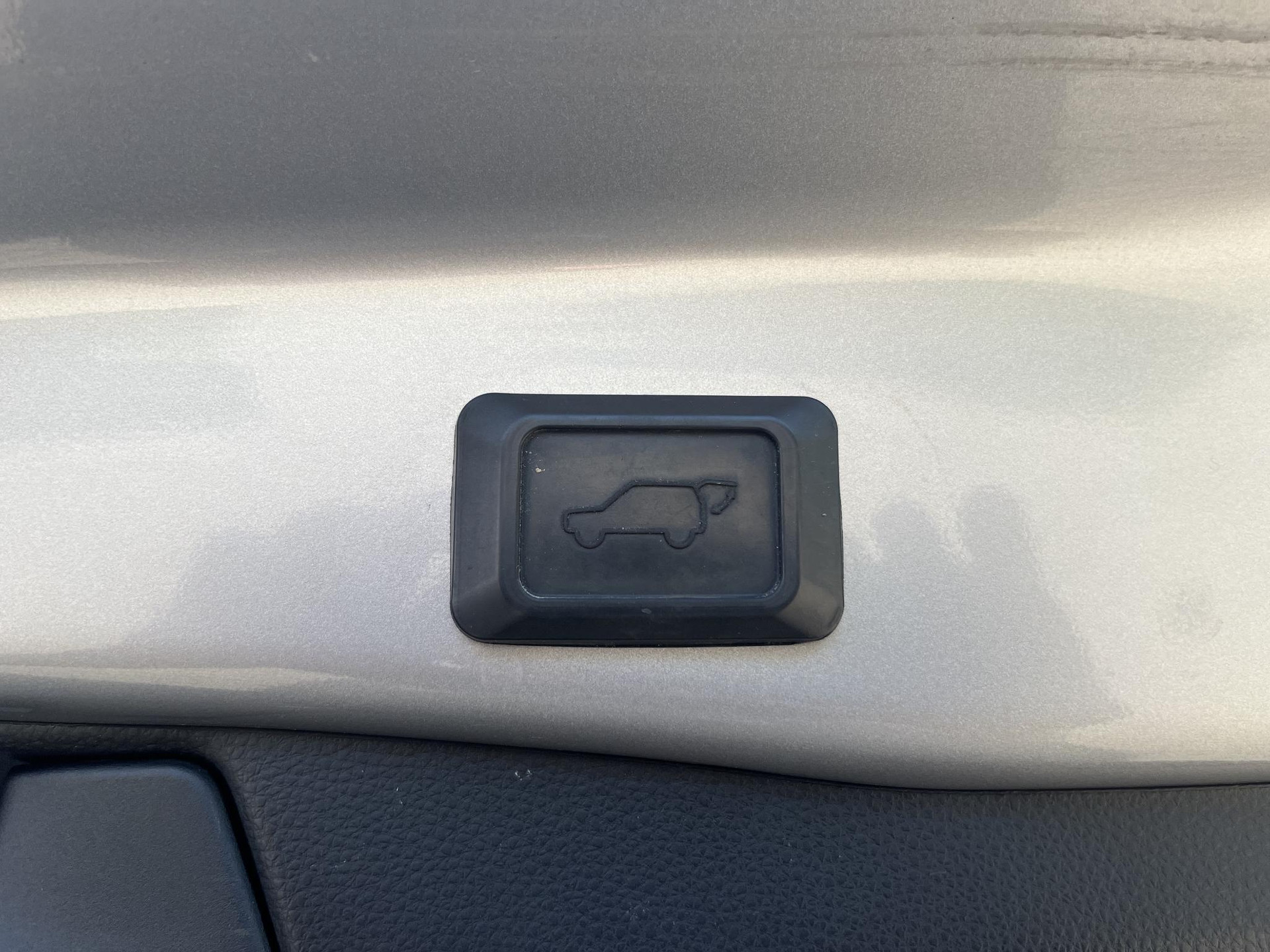 45836378-1-17.jpg